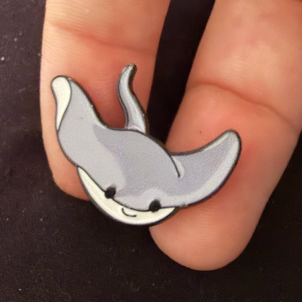Manta Ray Ocean Sea Life Enamel Pin